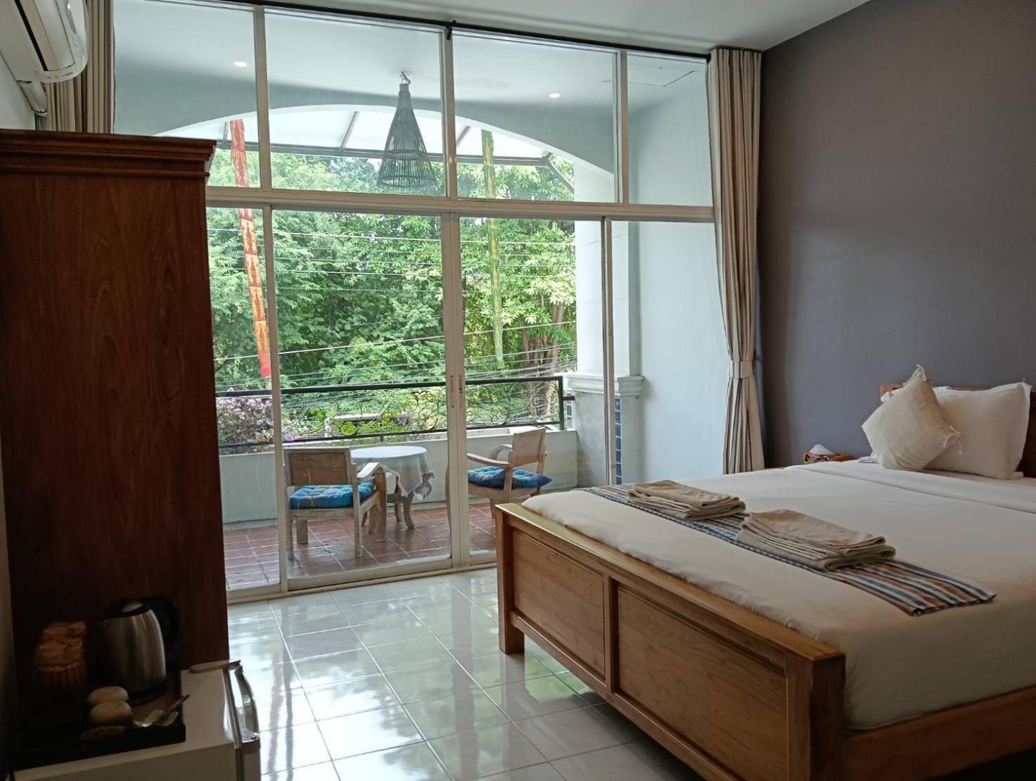 ลิตเติ้ล จัสมิน บาย เดอะ ริเวอร์ Hotel พิษณุโลก ภายนอก รูปภาพ