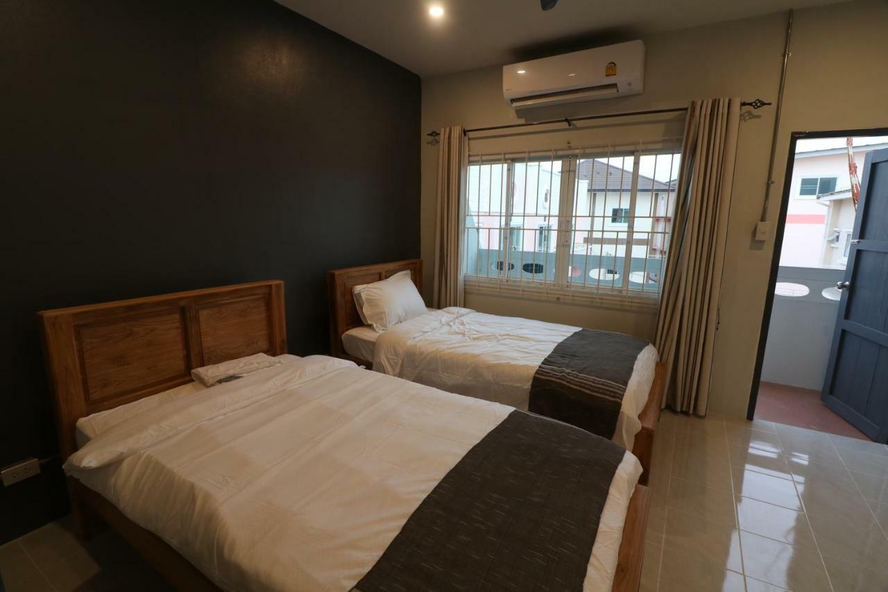 ลิตเติ้ล จัสมิน บาย เดอะ ริเวอร์ Hotel พิษณุโลก ภายนอก รูปภาพ