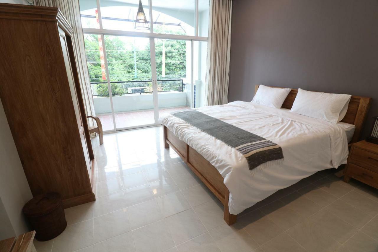 ลิตเติ้ล จัสมิน บาย เดอะ ริเวอร์ Hotel พิษณุโลก ภายนอก รูปภาพ